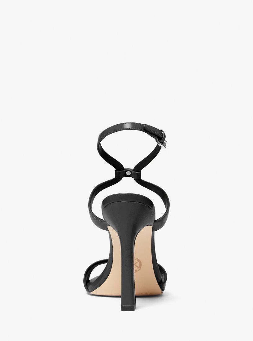 Michael Kors Amara Patent Leather Sandal Sandalet Kadın Siyah | 079542-YRI